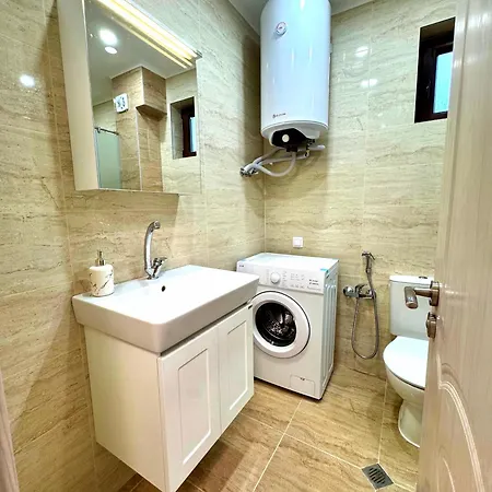 アパートホテル Cabacum Pleasure Beachfront - 50m To And Pool ヴァルナ