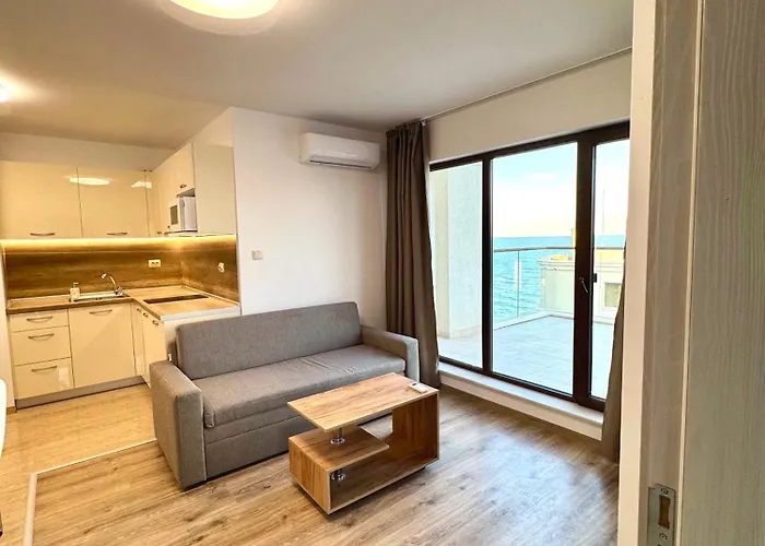 Apartahotel Cabacum Pleasure Beachfront